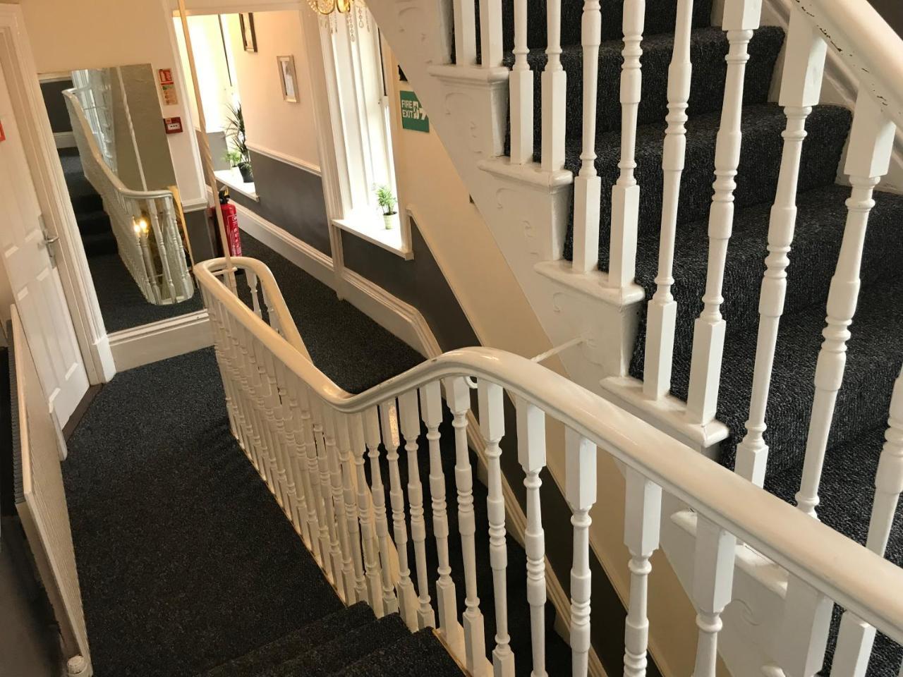 The White House By Bodacious! Swansea Eksteriør billede