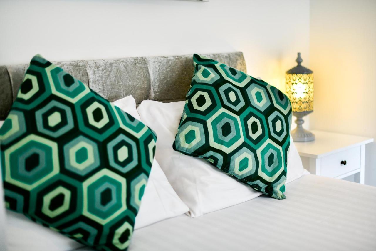 The White House By Bodacious! Swansea Eksteriør billede